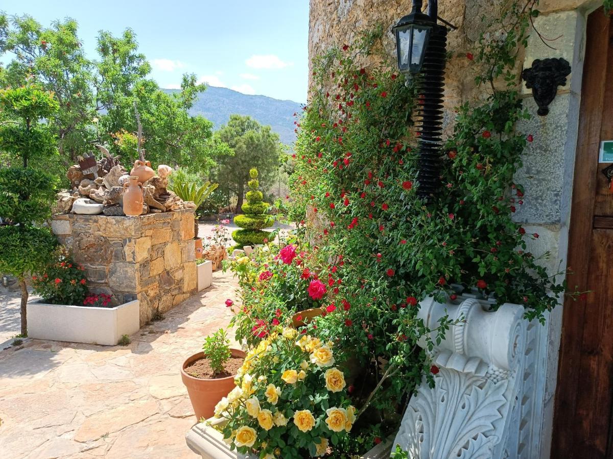 Traditional Windmill-Milos Kroustas Exterior foto